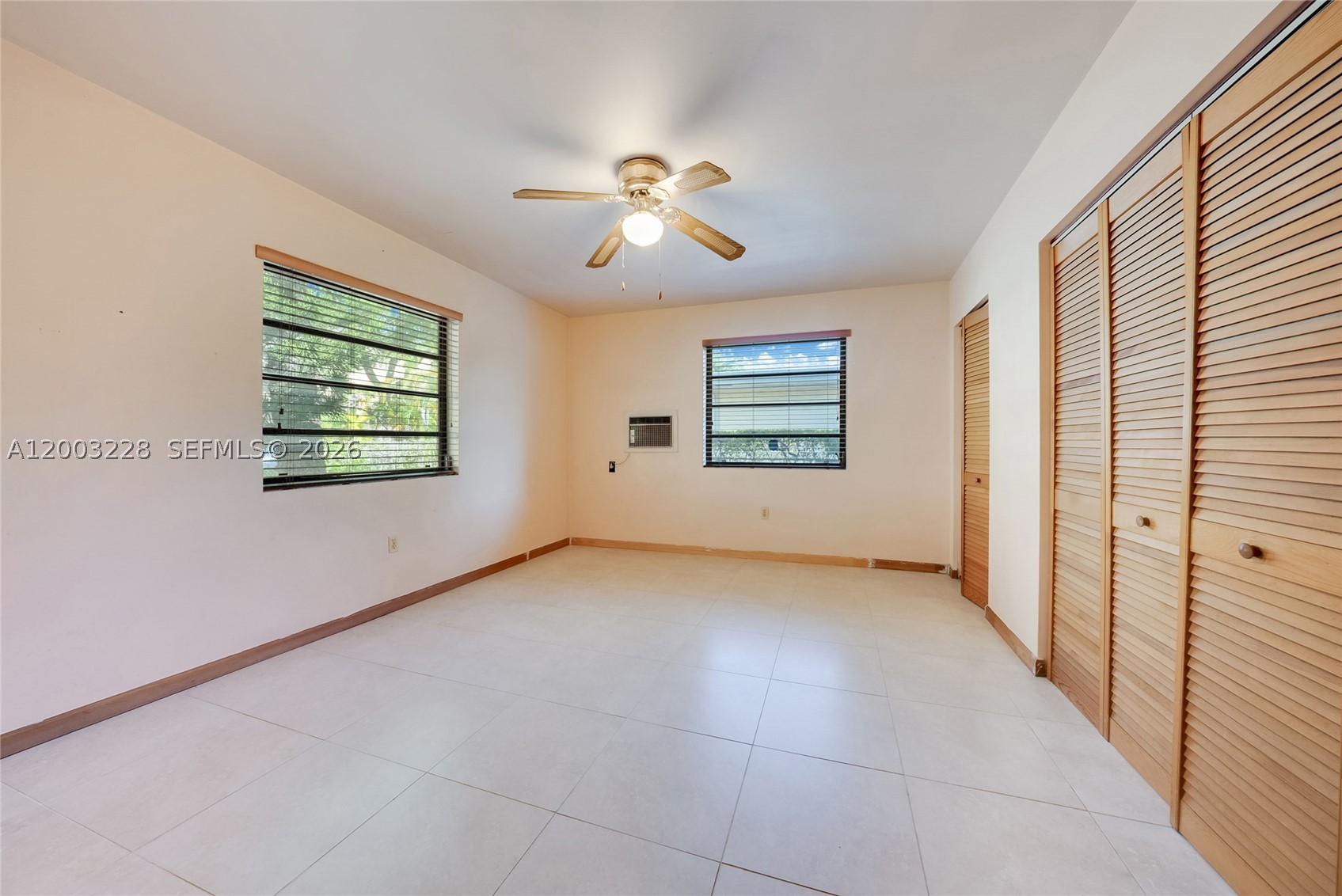 North Miami photo 3