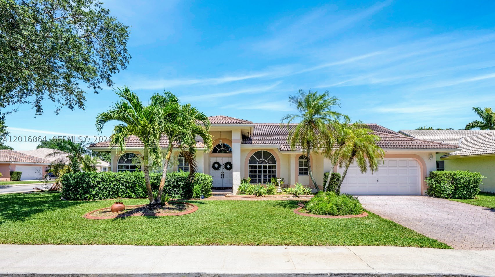 Pembroke Pines photo 2