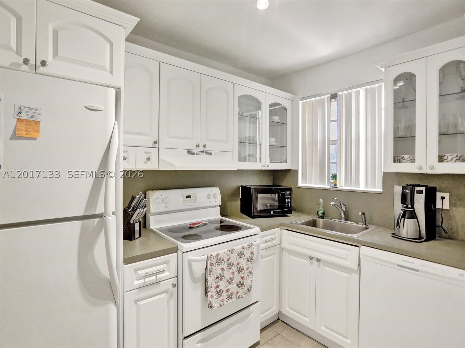Pembroke Pines photo 3