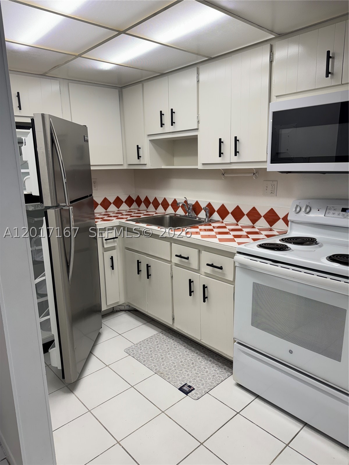 North Miami photo 4