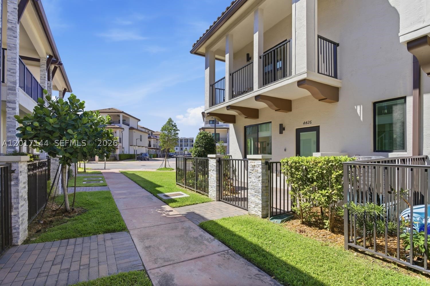 Doral photo 1