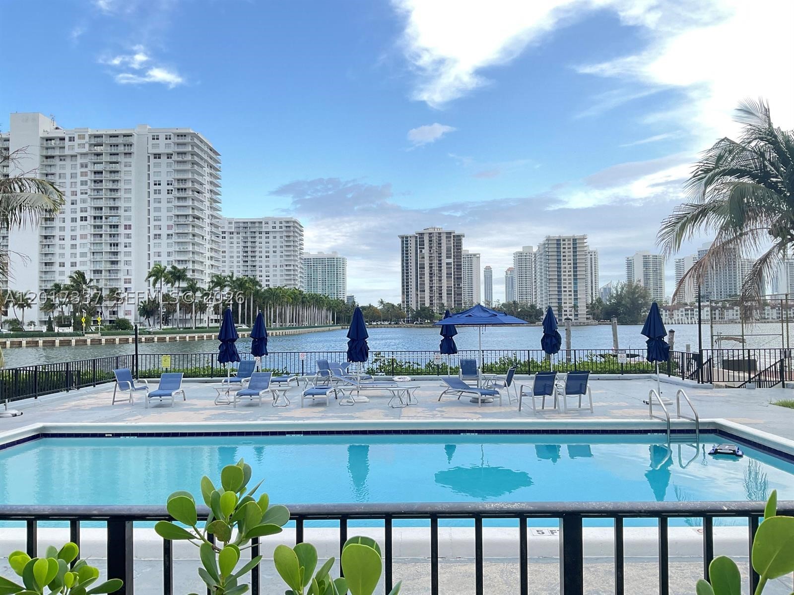 Aventura photo 3