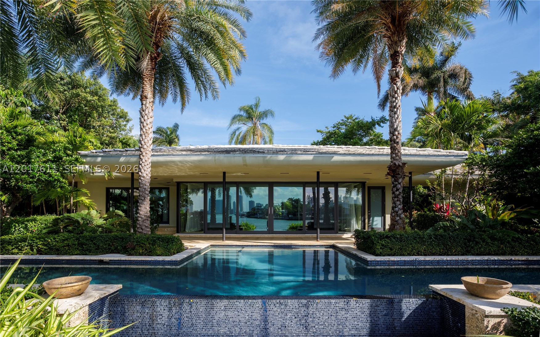 Miami Beach photo 2