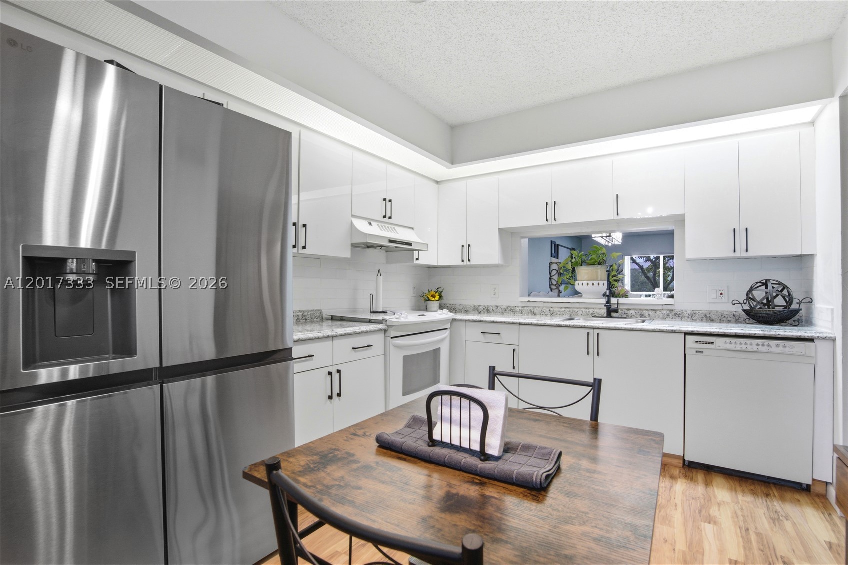Pembroke Pines photo 4