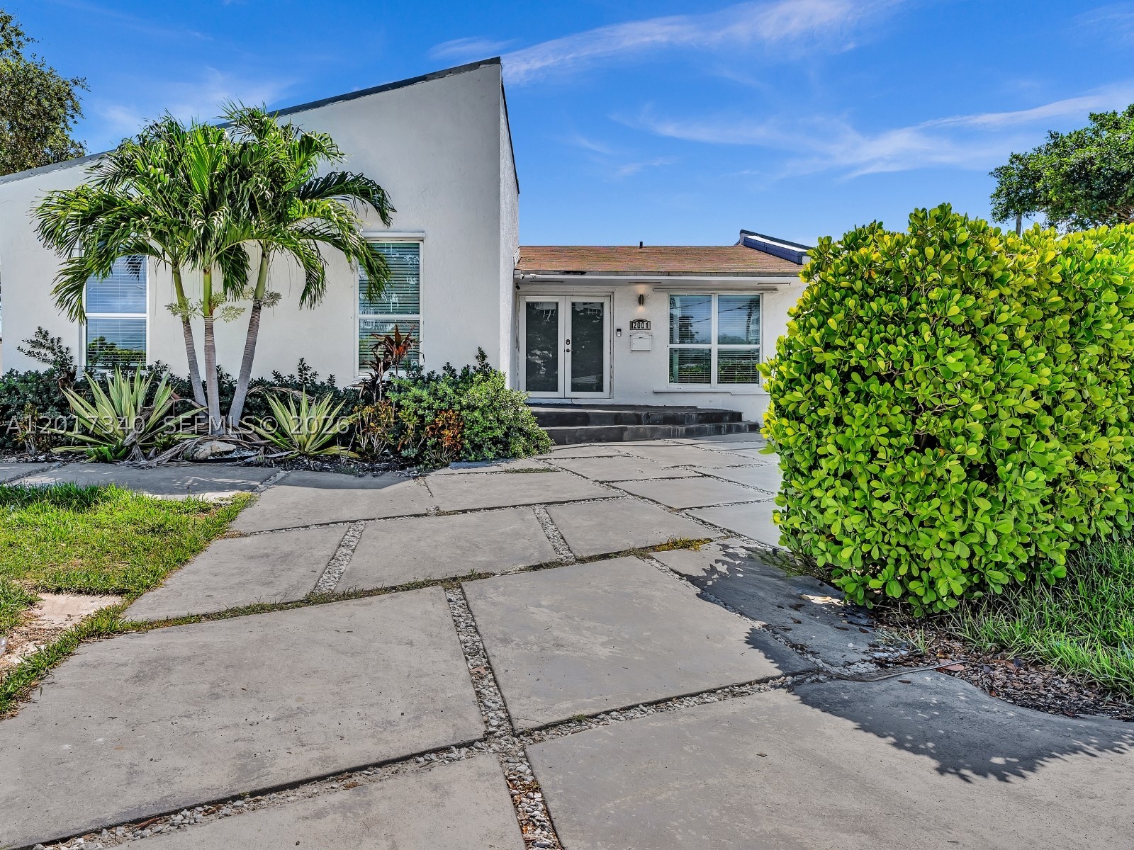 North Miami photo 1