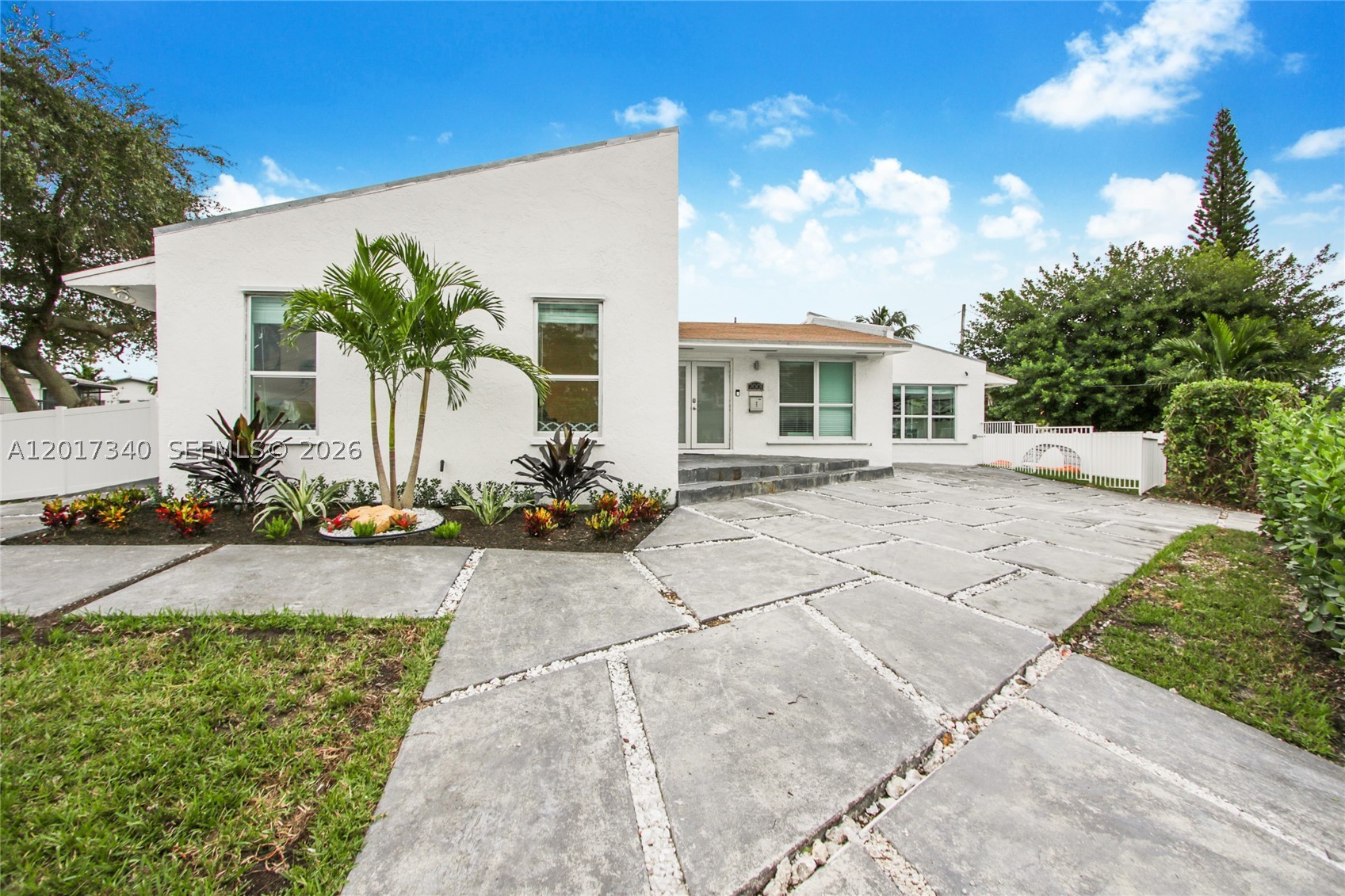 North Miami photo 4
