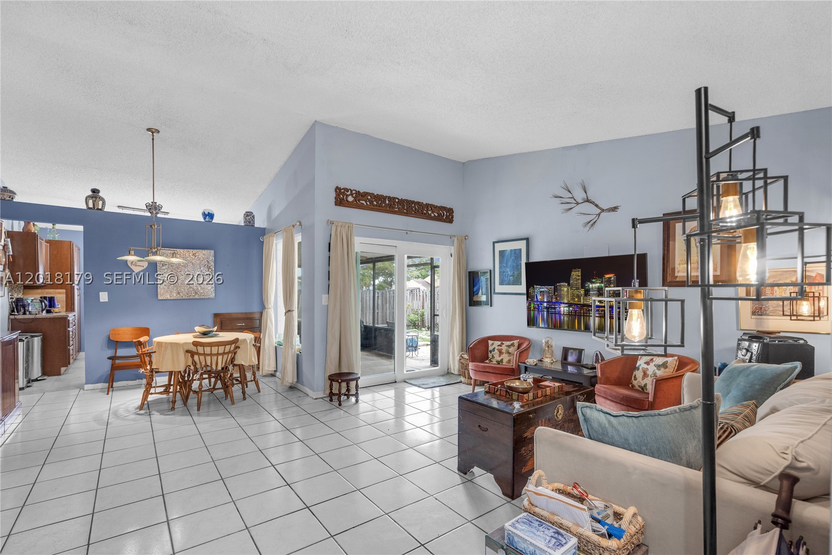 Hialeah photo 4