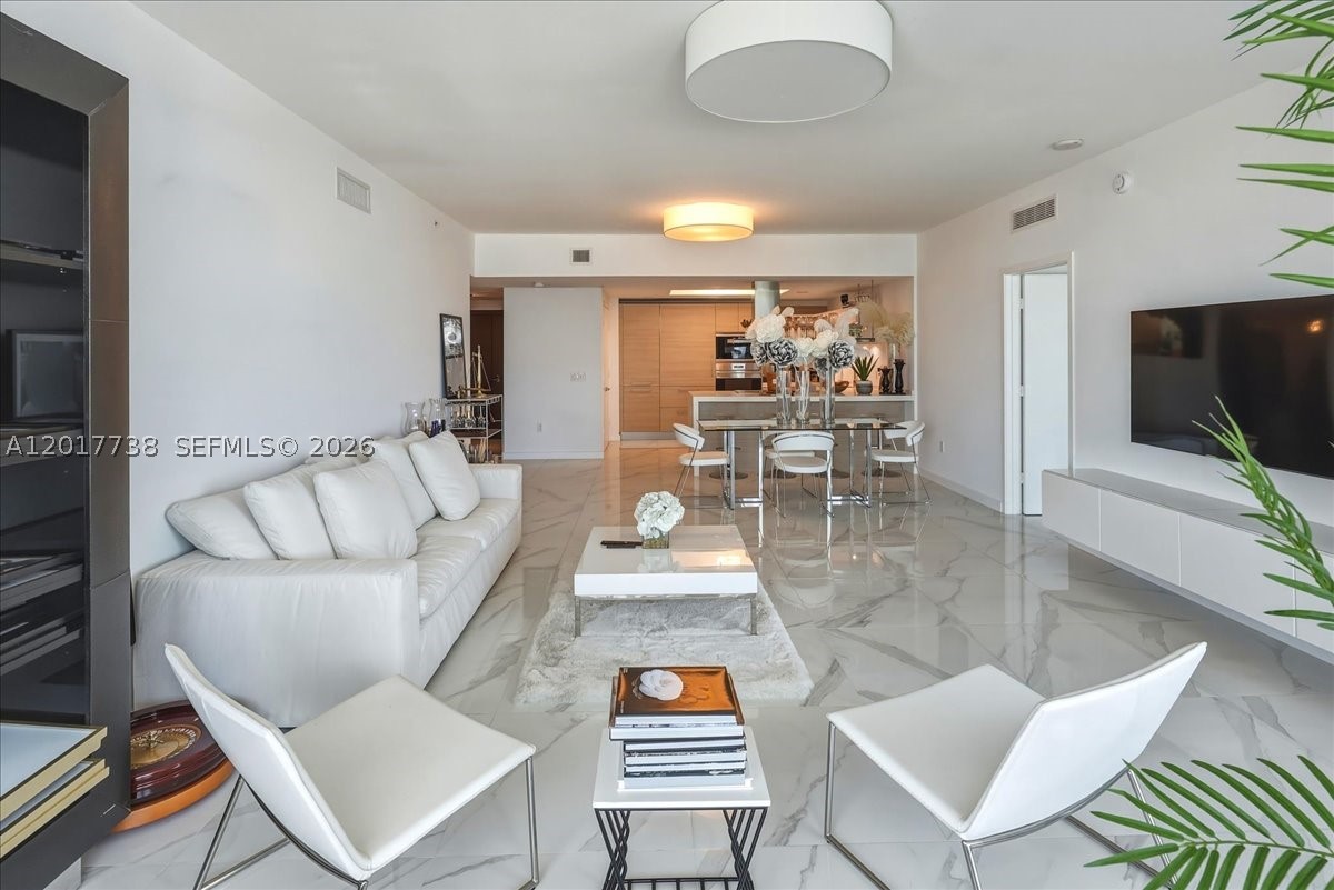 North Miami Beach photo 5