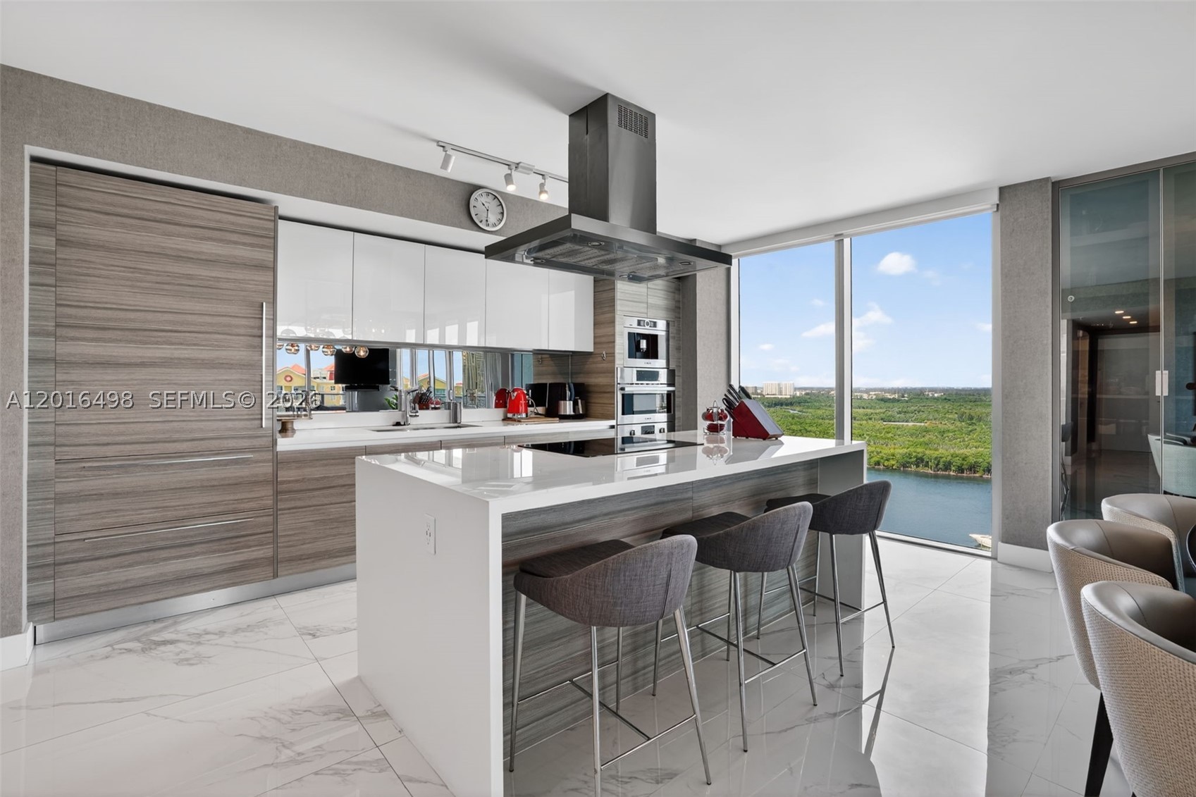 Sunny Isles Beach photo 5