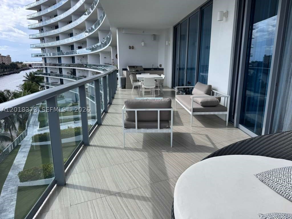 Aventura photo 5