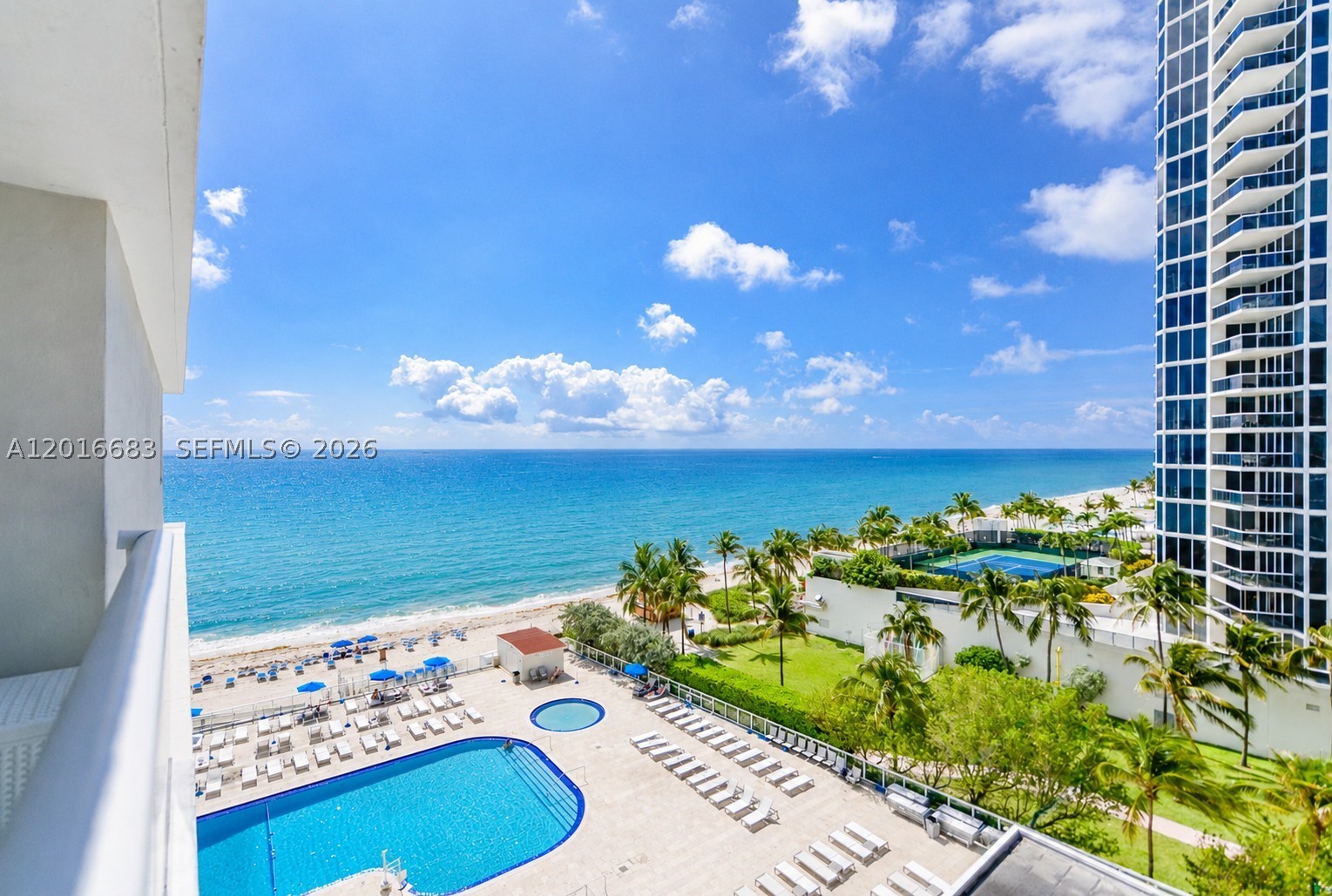 Sunny Isles Beach photo 1