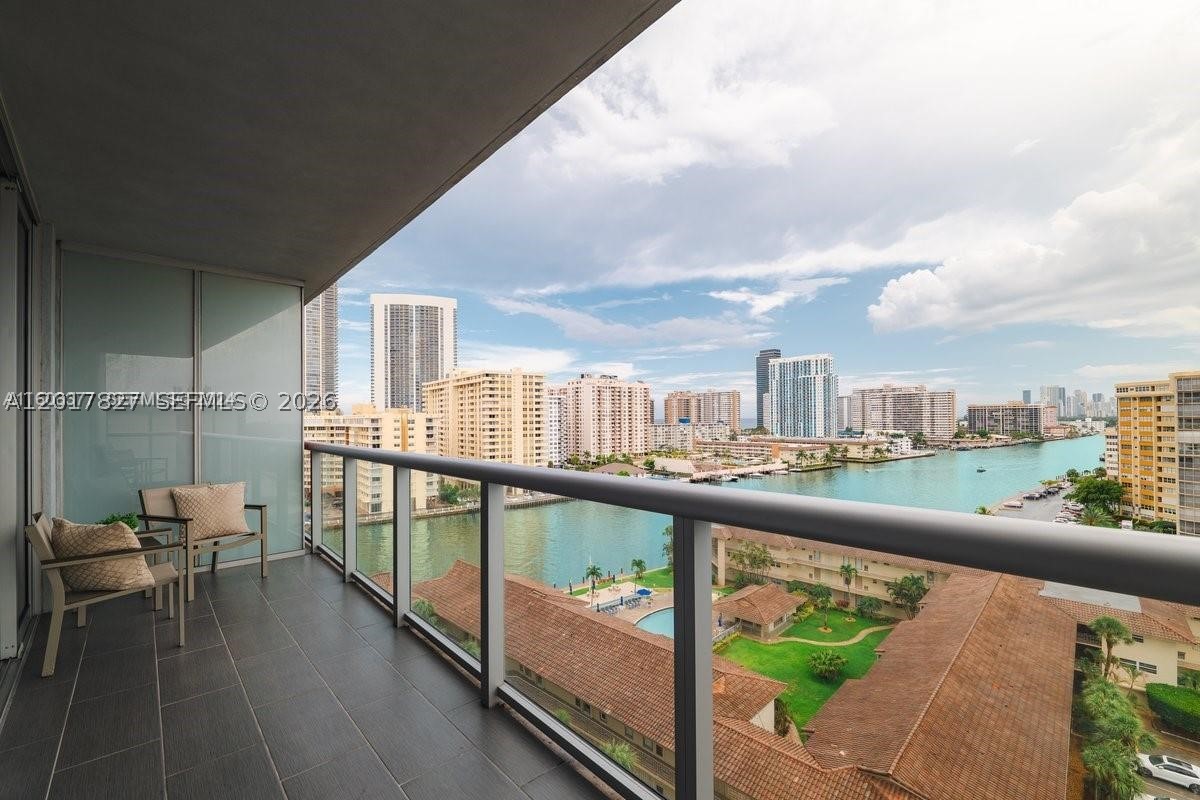 Hallandale Beach photo 1