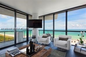 Miami Beach photo 2