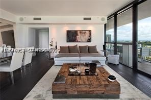 Miami Beach photo 4