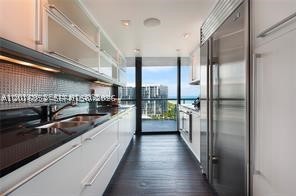Miami Beach photo 5