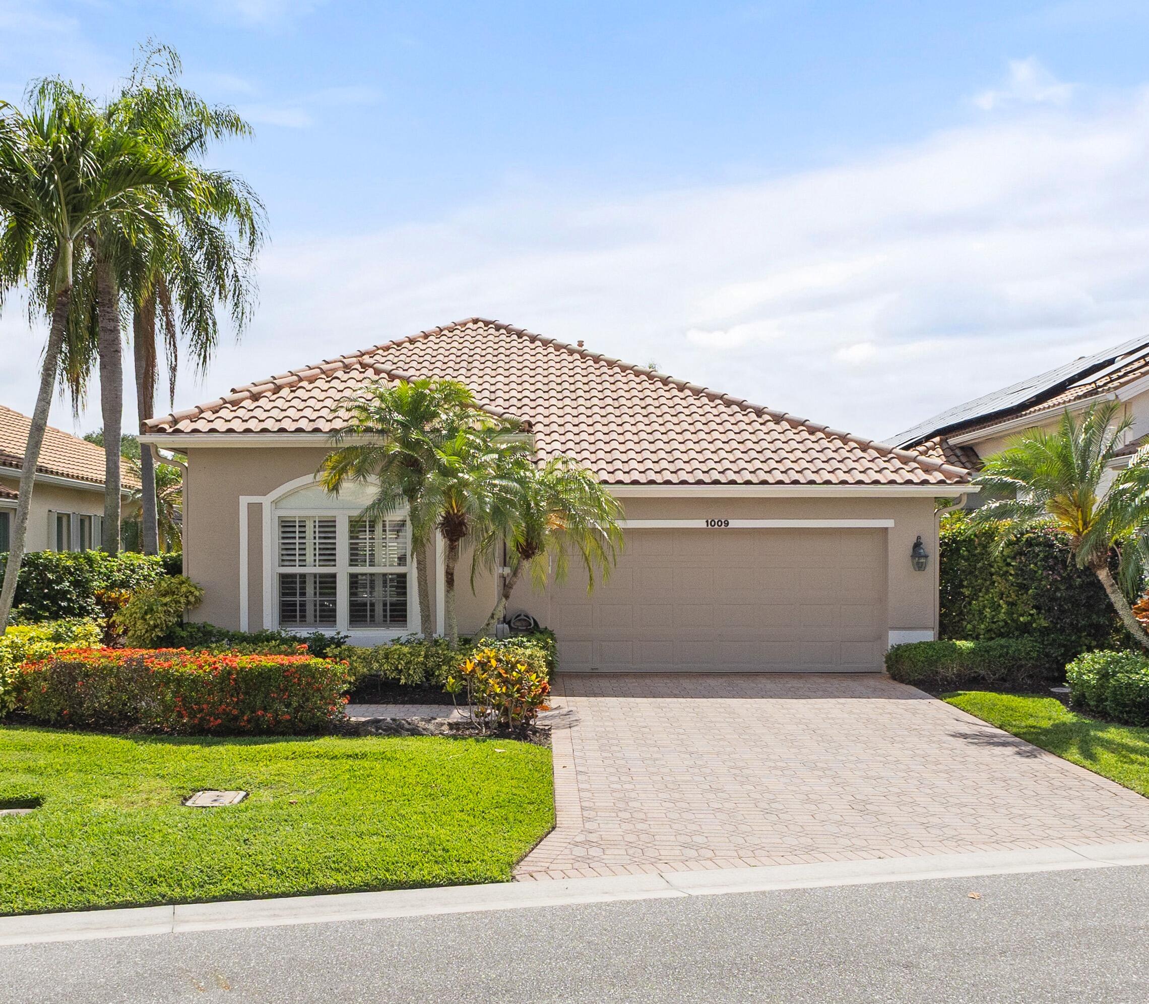 Palm Beach Gardens photo 1