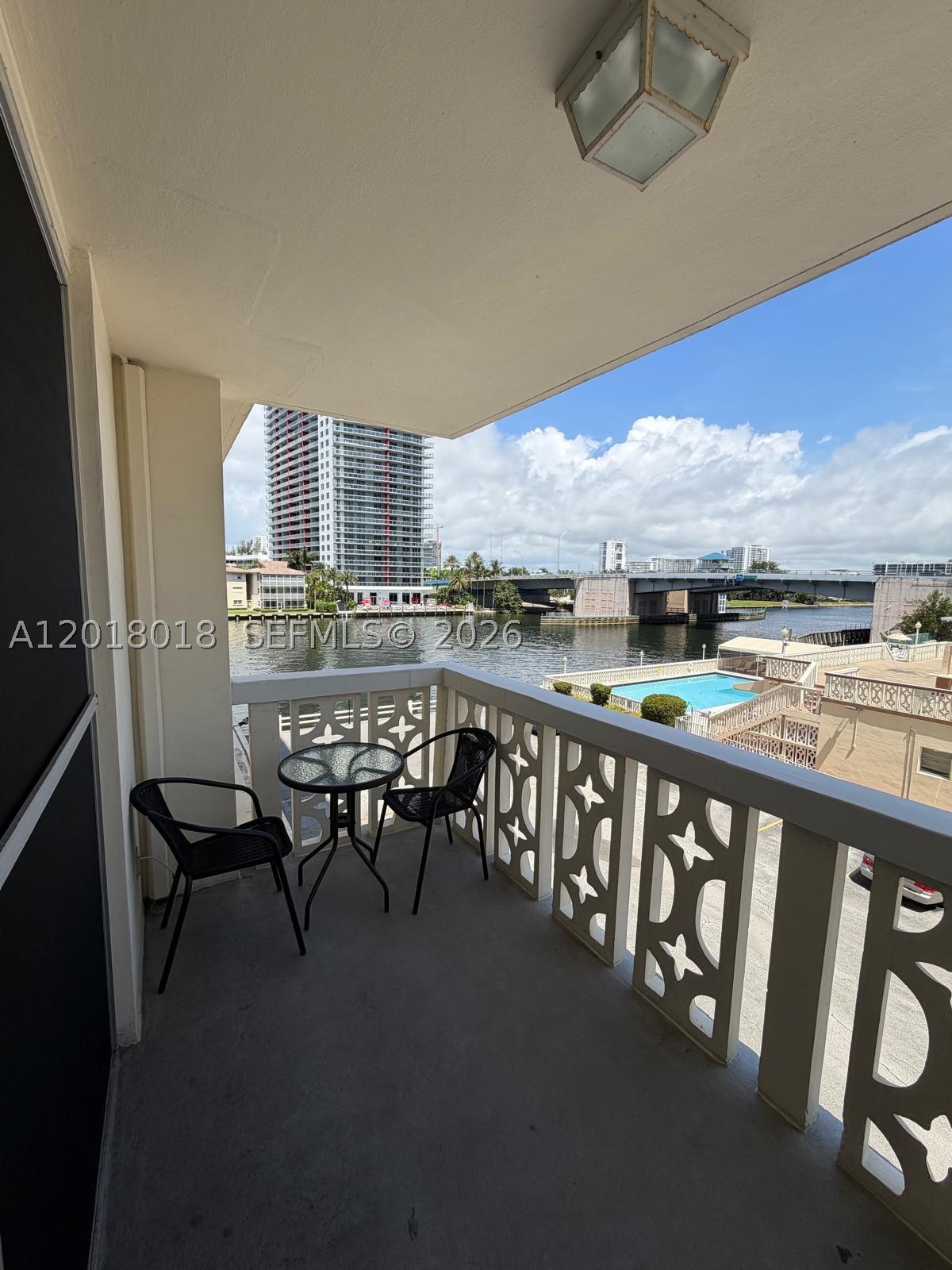 Hallandale Beach photo 1