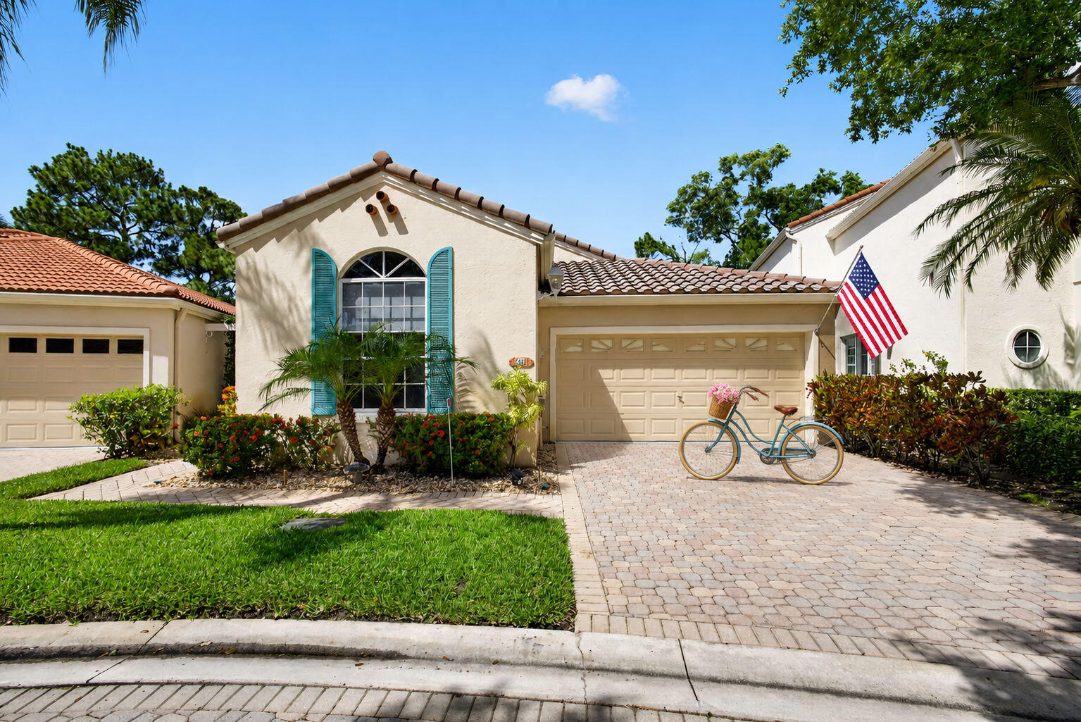 Palm Beach Gardens photo 1