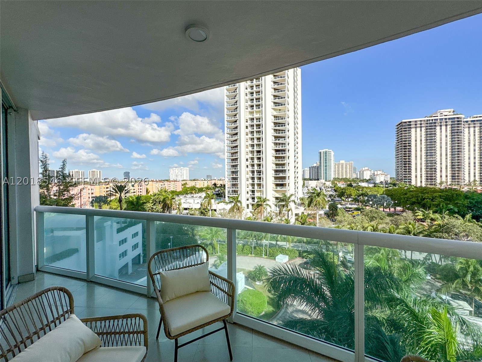Aventura photo 5