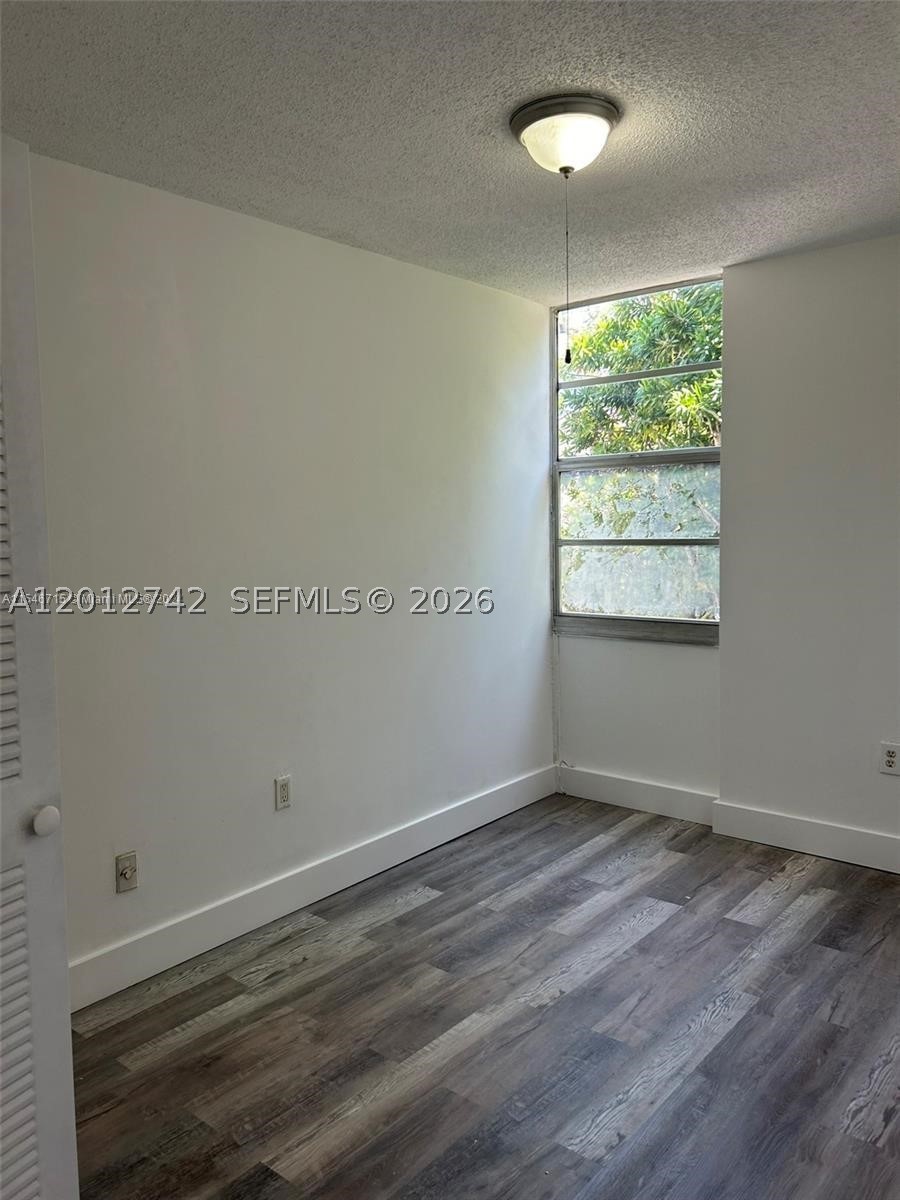 South Miami photo 5