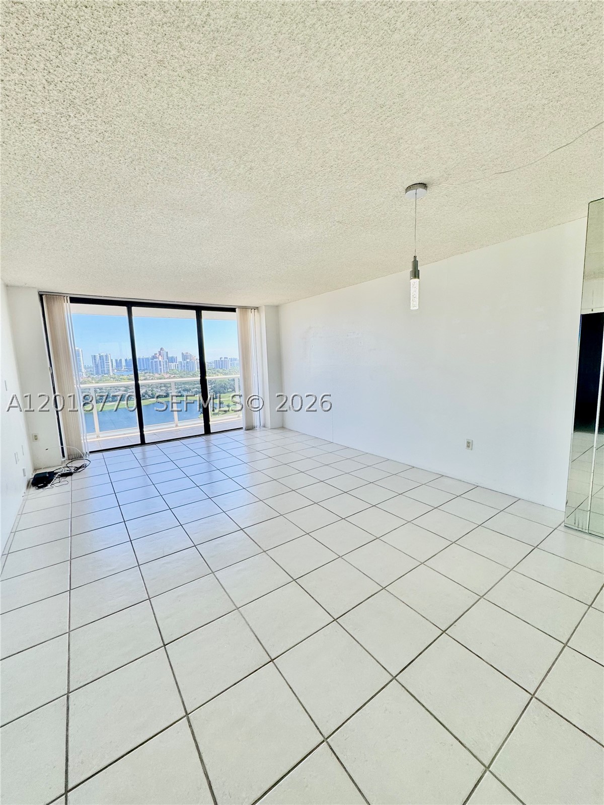 Aventura photo 3