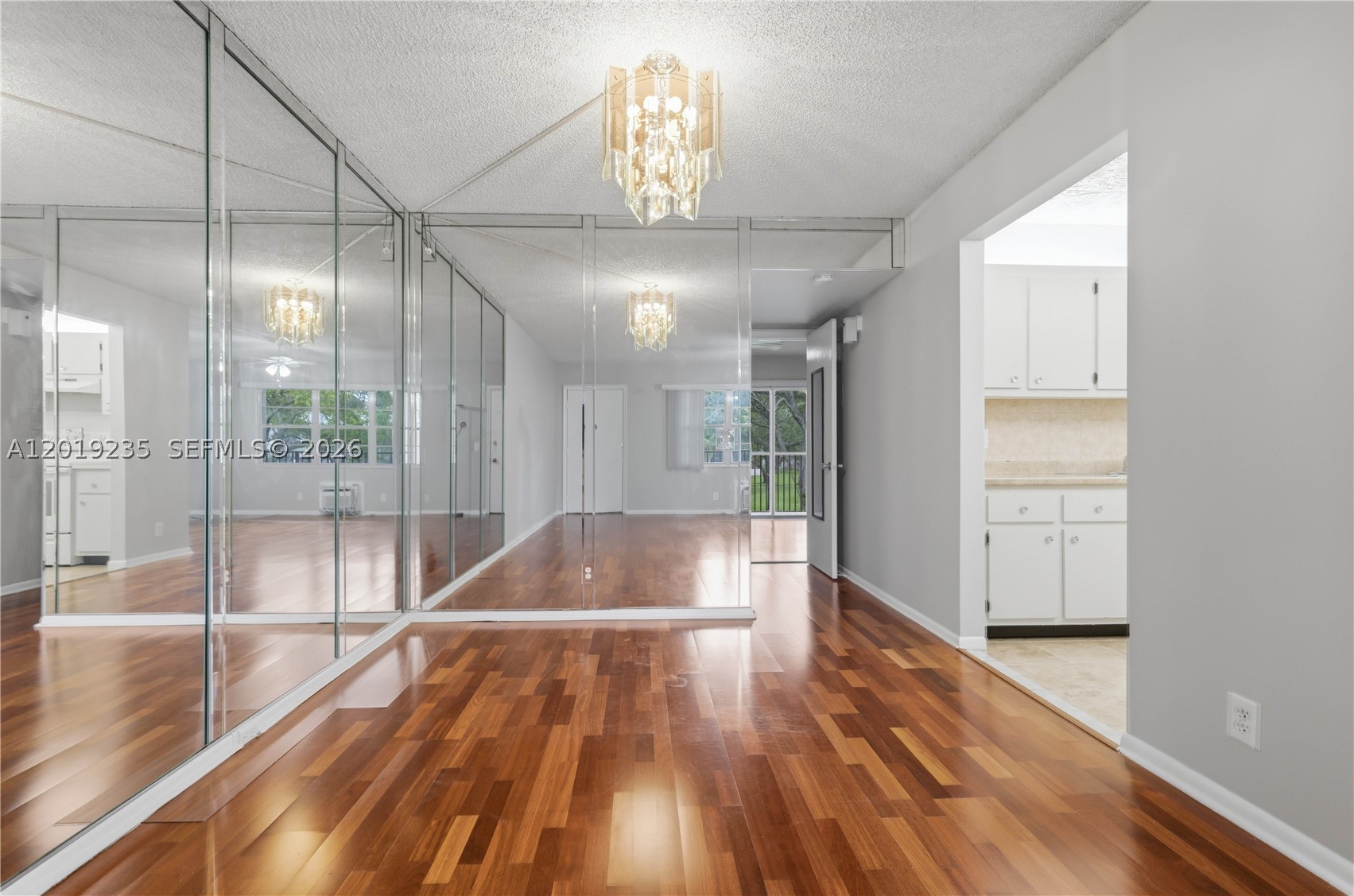 Pembroke Pines photo 3
