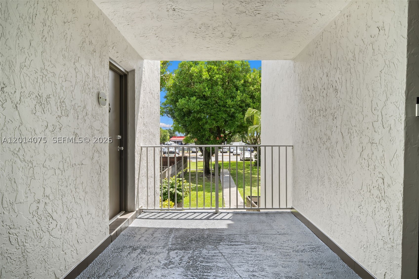 Doral photo 2