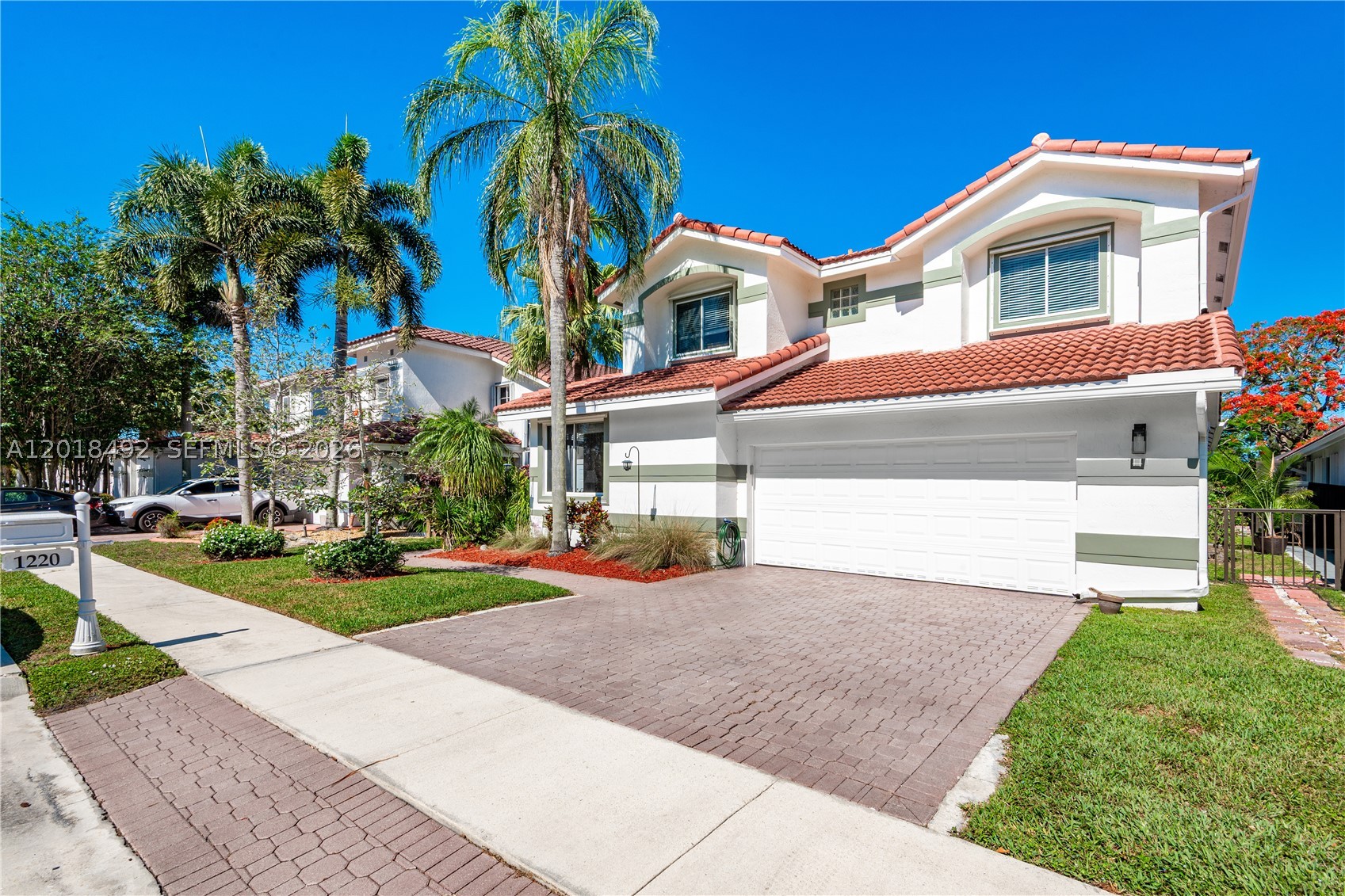 Pembroke Pines photo 1