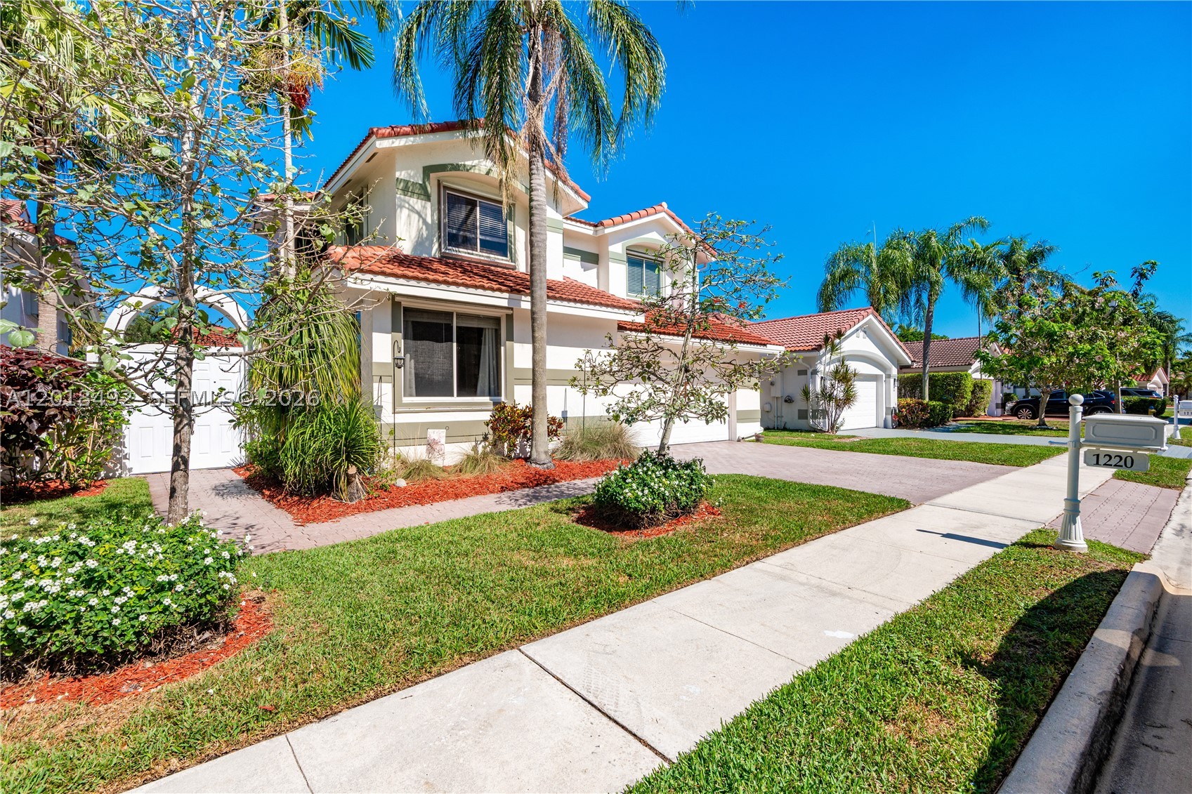 Pembroke Pines photo 2