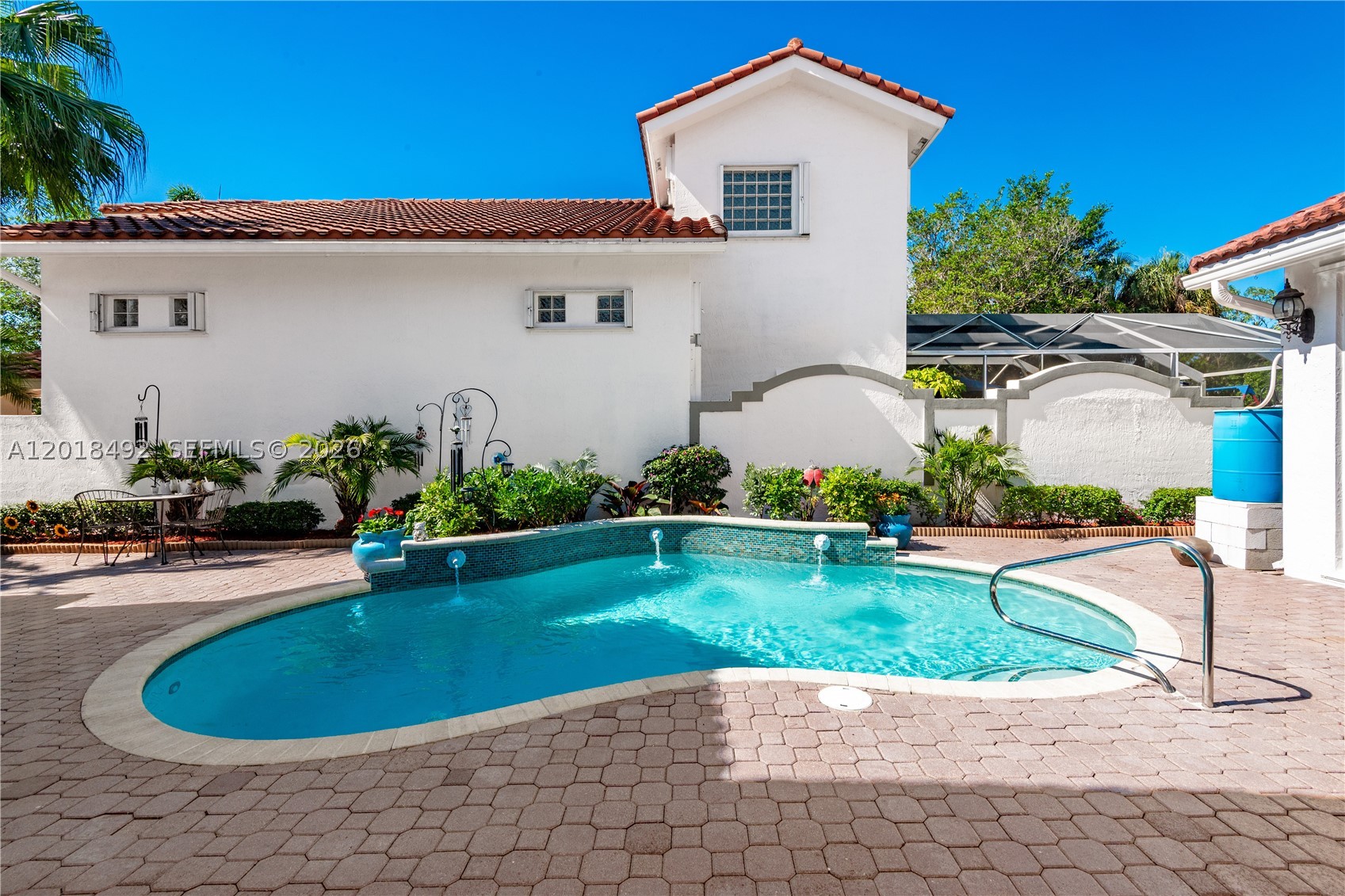 Pembroke Pines photo 3