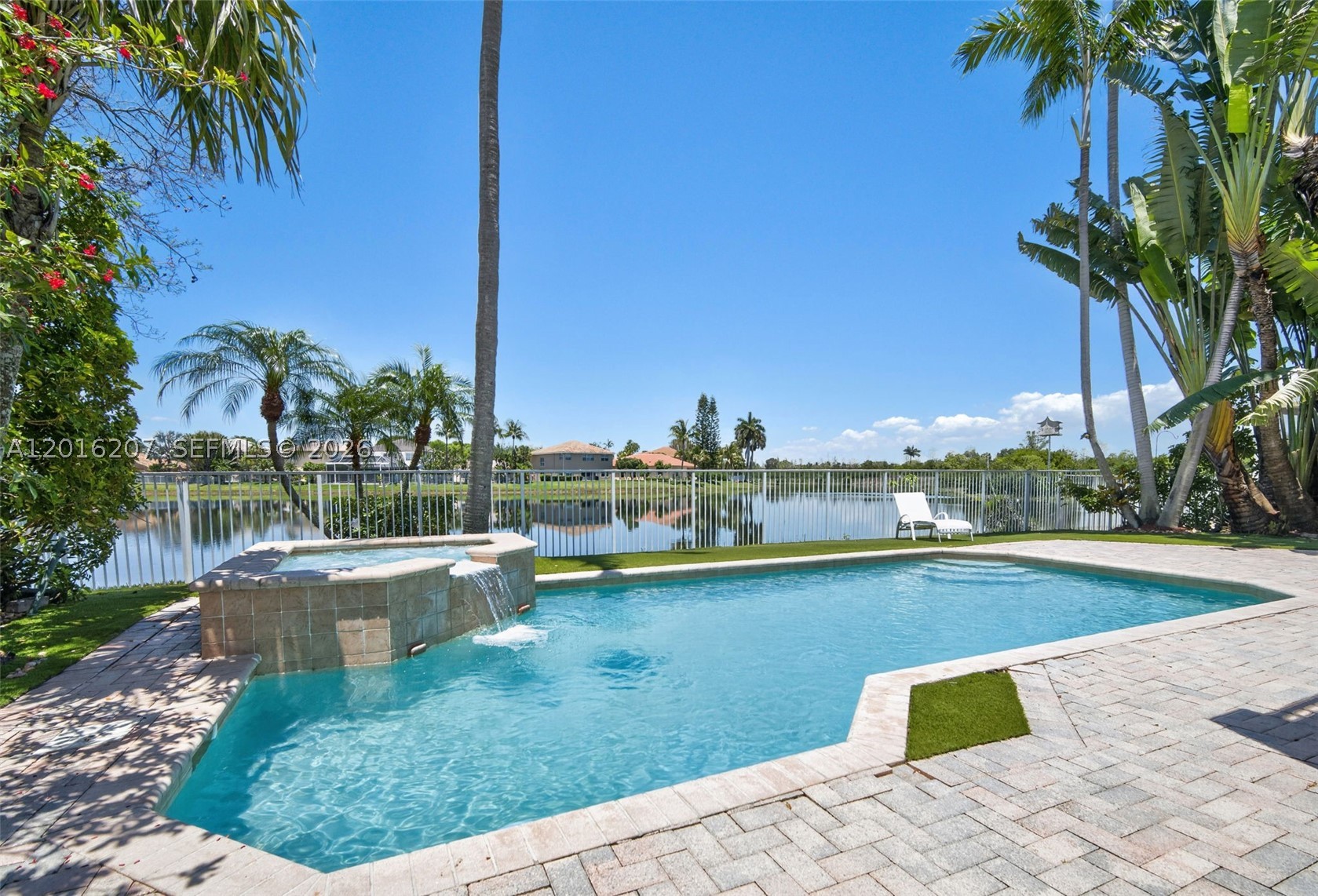 Pembroke Pines photo 1