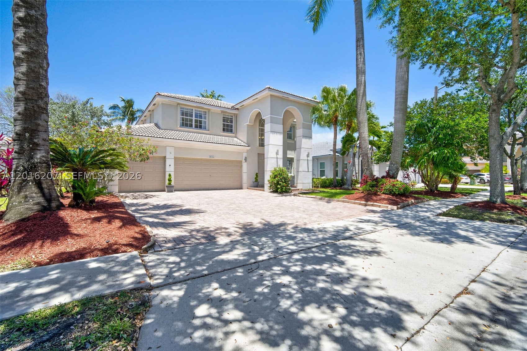 Pembroke Pines photo 5