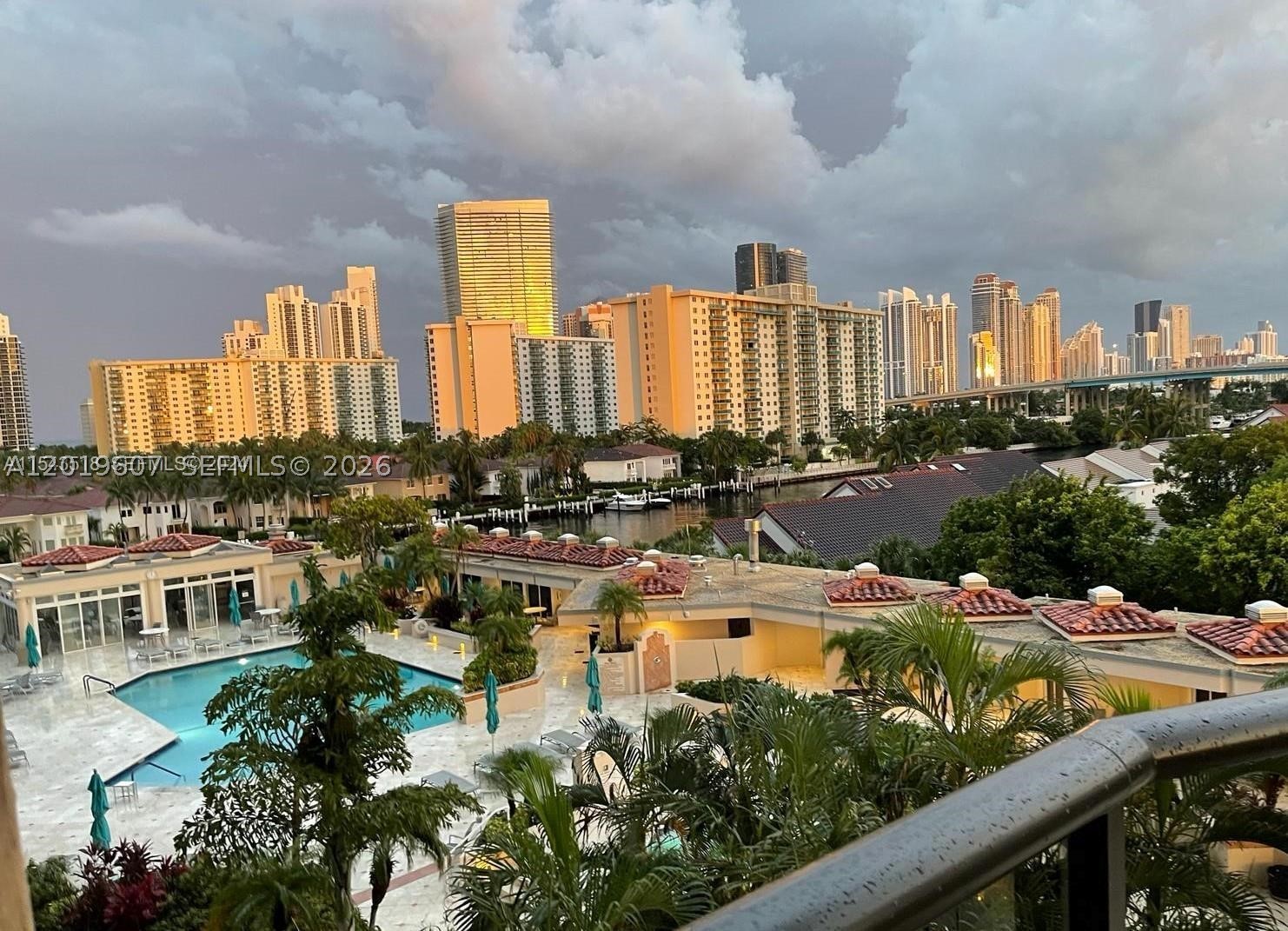 Aventura photo 1