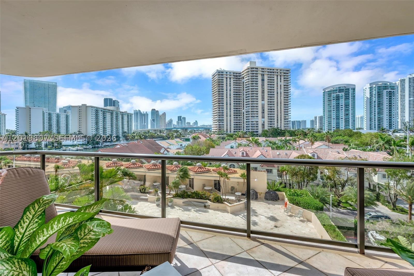 Aventura photo 5
