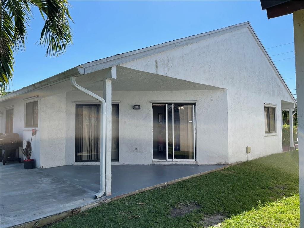 Pembroke Pines photo 3