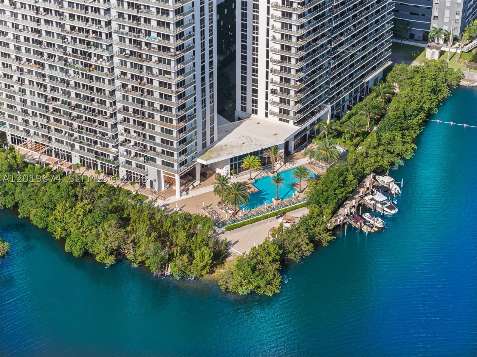 North Miami Beach photo 3