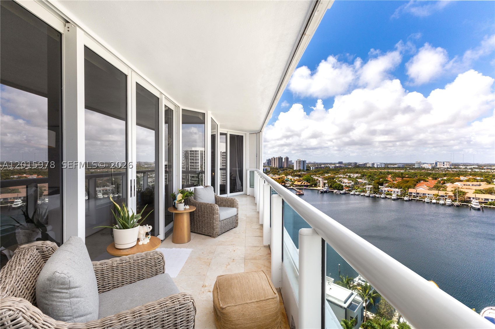 Aventura photo 1