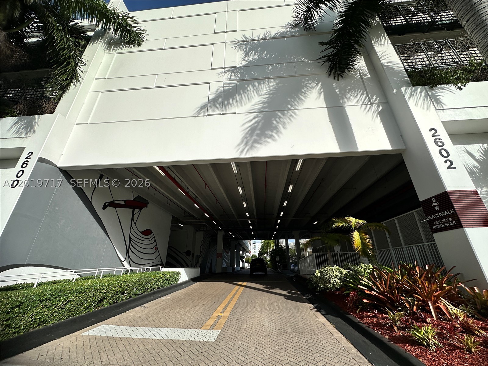 Hallandale Beach photo 3