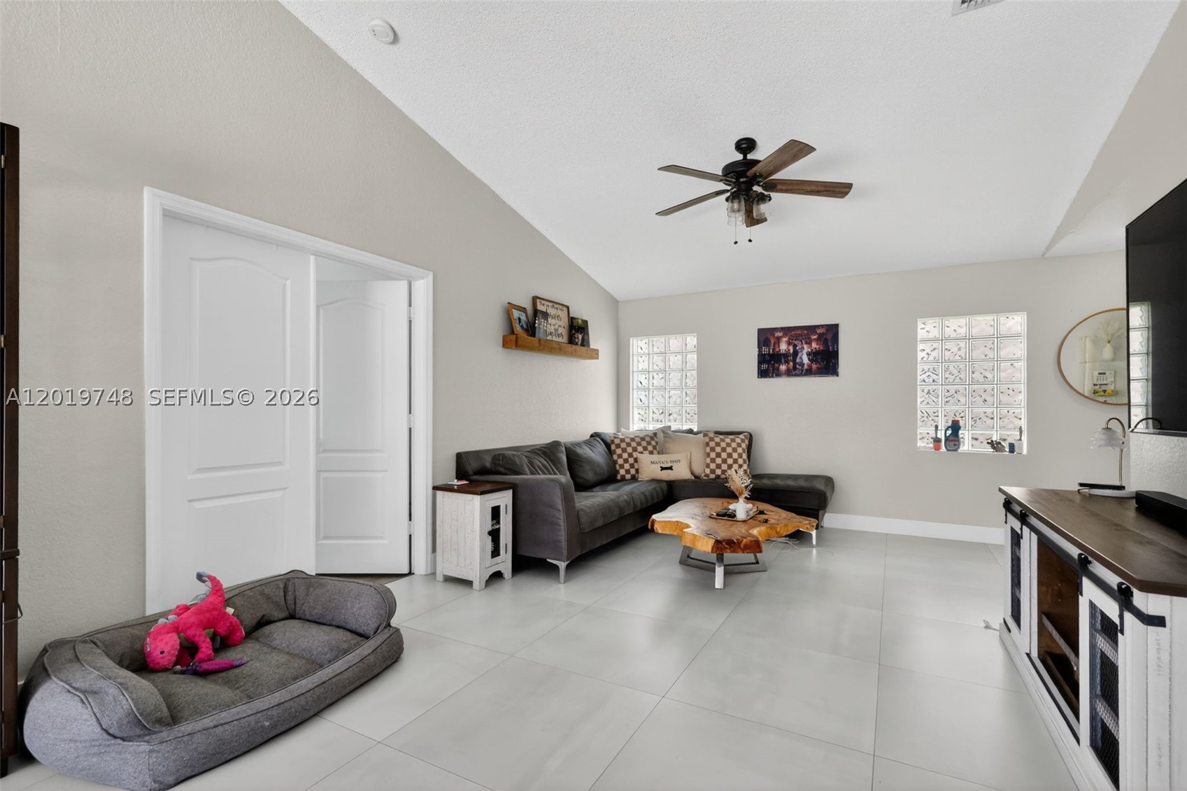 Hialeah photo 3