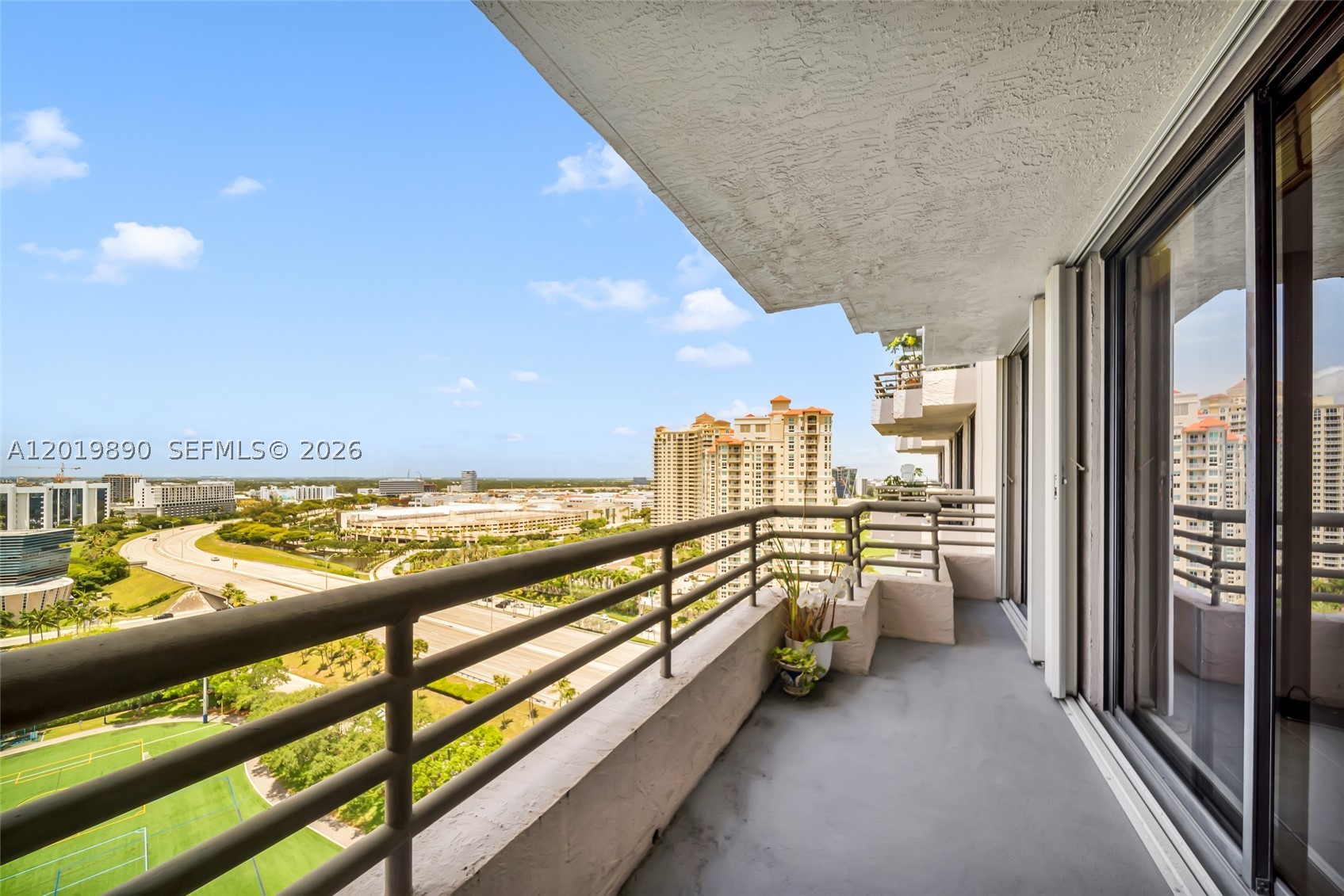 Aventura photo 5