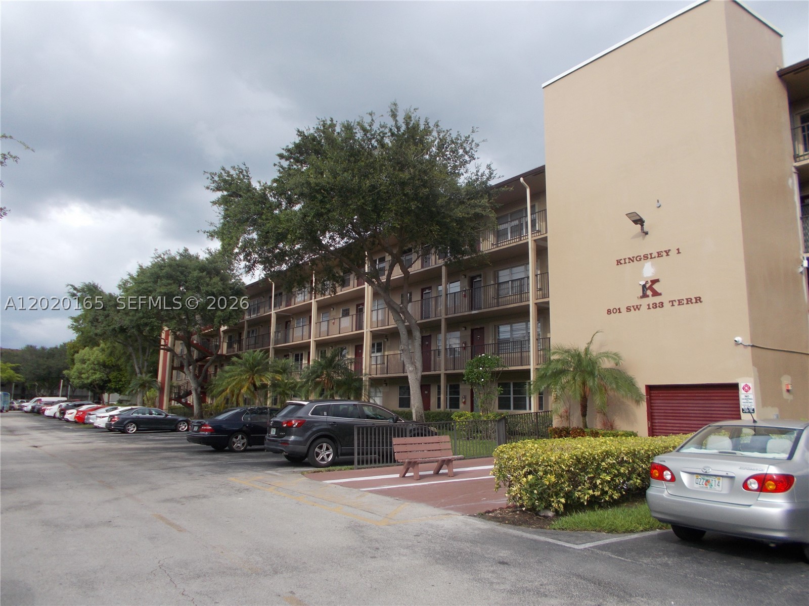 Pembroke Pines photo 3