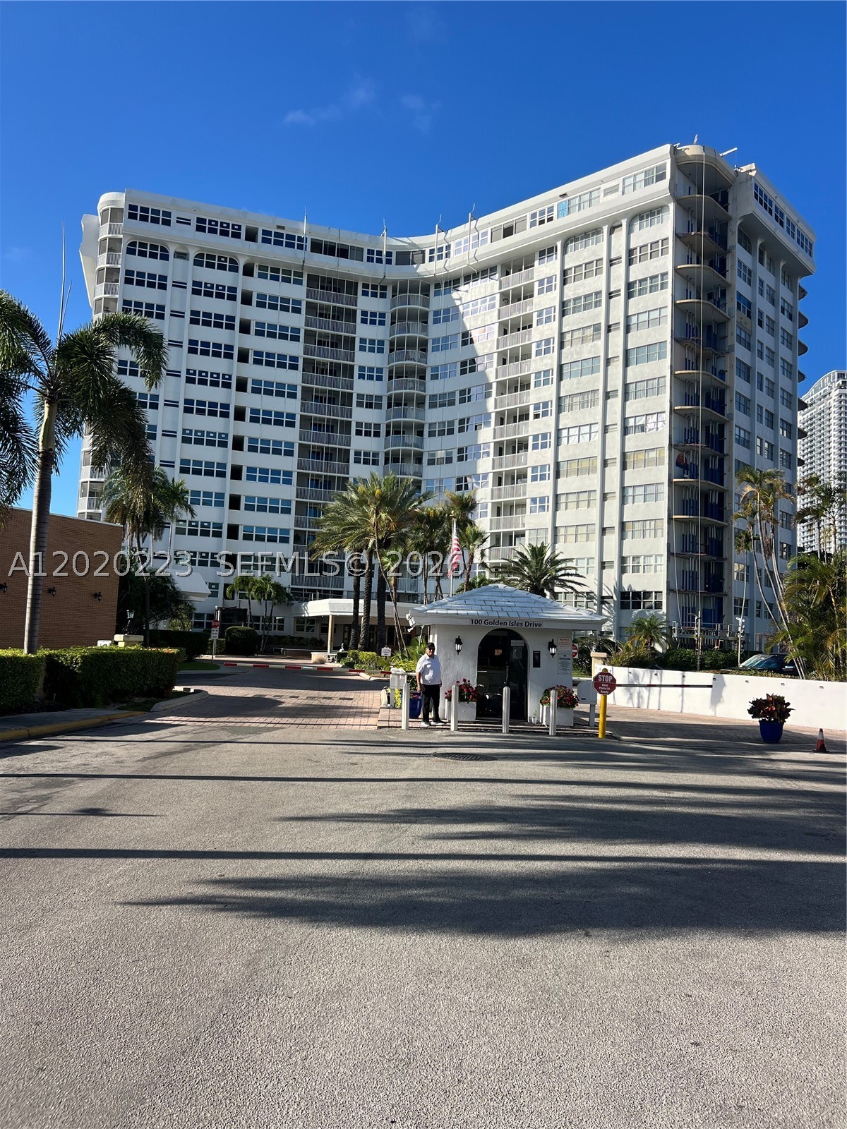 Hallandale Beach photo 1