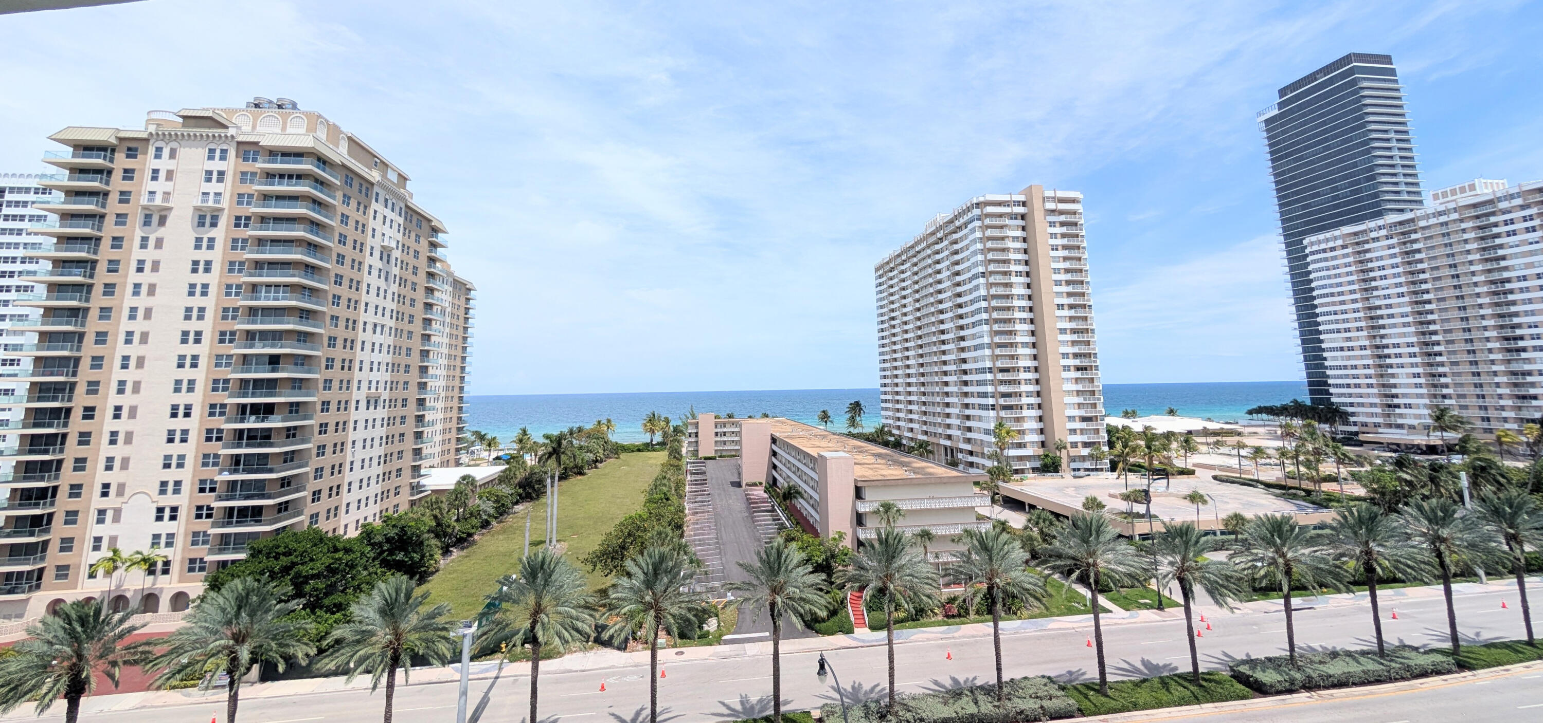 Hallandale Beach photo 1