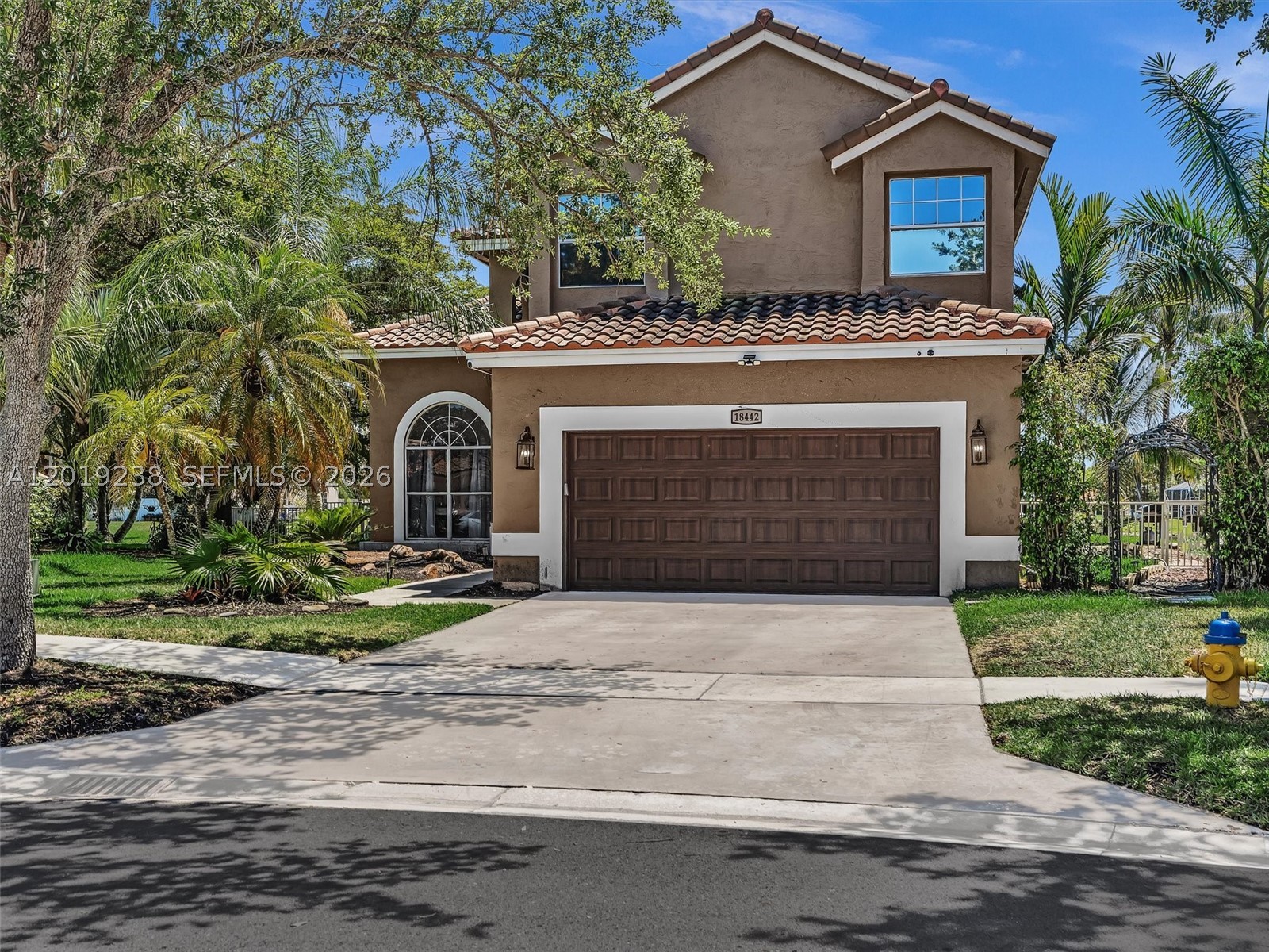 Pembroke Pines photo 1