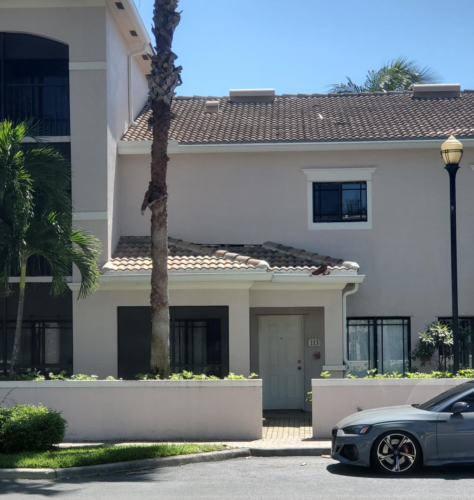 Palm Beach Gardens photo 3