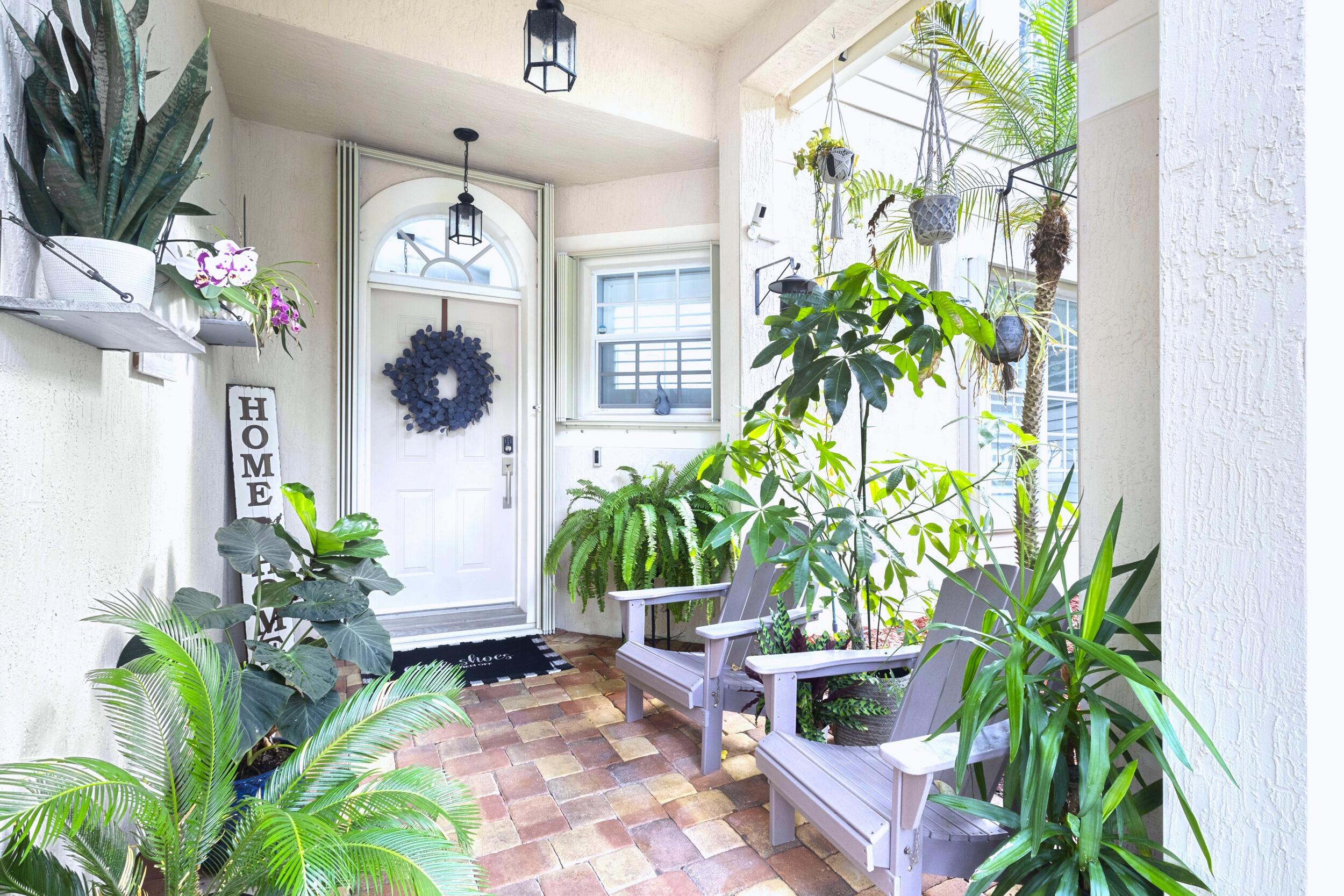 Palm Beach Gardens photo 3