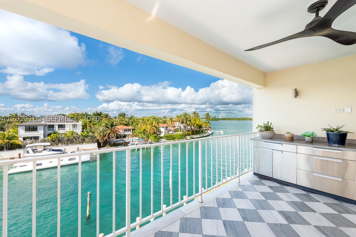 Bay Harbor Islands photo 3