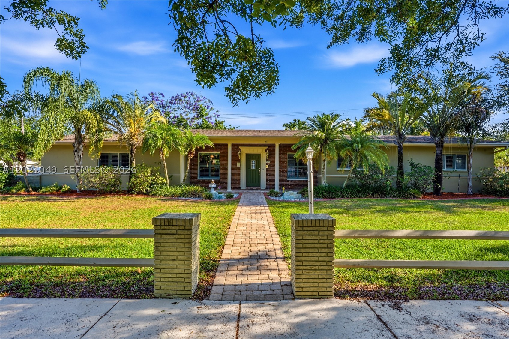 Palmetto Bay photo 1