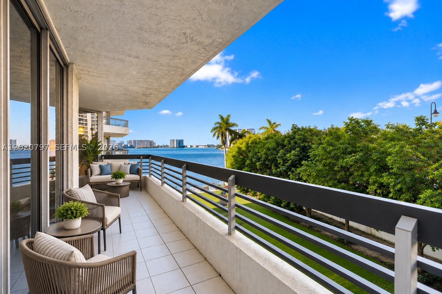 Aventura photo 4
