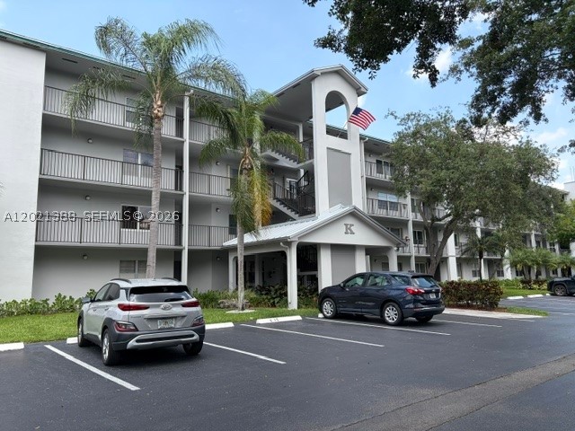 Pembroke Pines photo 1